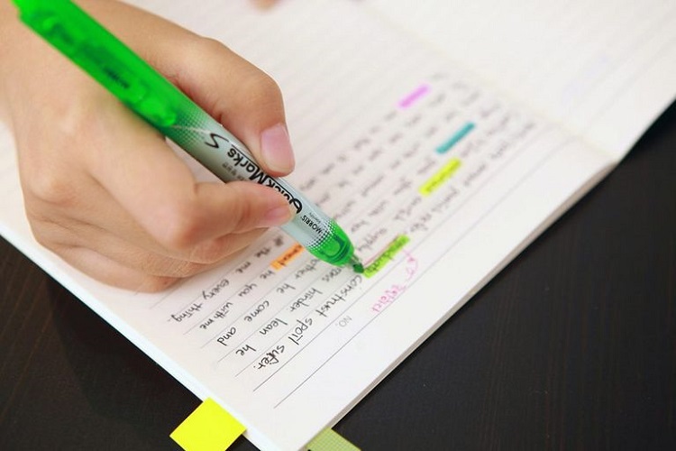 Không nên ghi nhớ chính xác từng từ