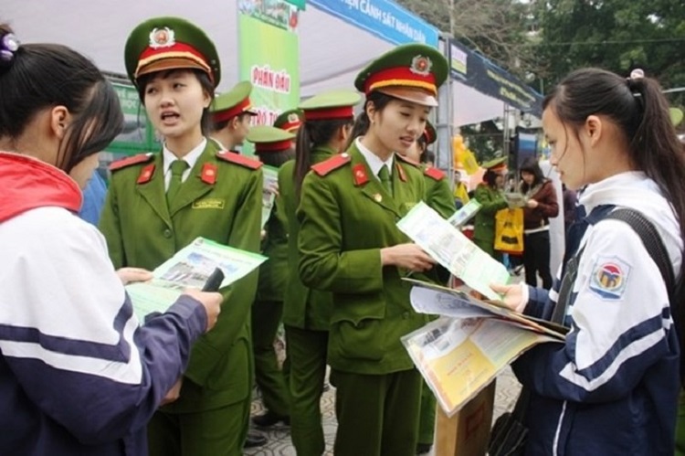 Nganh quan ly nha nuoc ve an ninh trat tu
