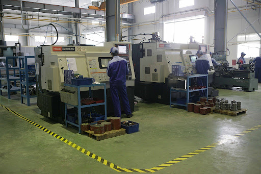 Ứng dụng của máy CNC trong ngành cơ khí là gì?