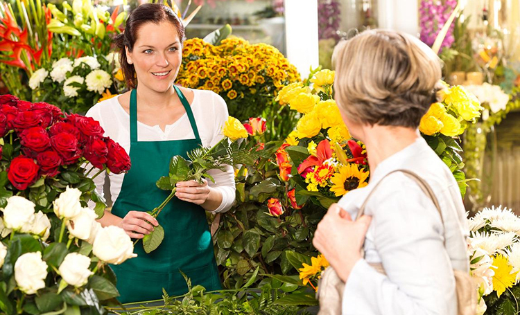 Florist là gì? Cơ hội và mức lương của nhân viên cắm hoa tại nhà hàng khách sạn