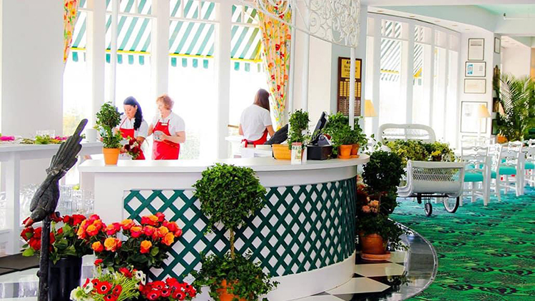 Y&ecirc;u cầu đối với nh&acirc;n vi&ecirc;n florist l&agrave; g&igrave;