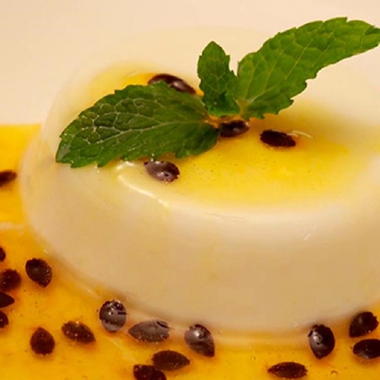 Công thức làm các vị bánh panna cotta đơn giản phong phú tại nhà.