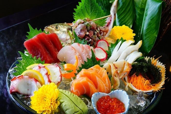 Sashimi l&agrave; g&igrave;?
