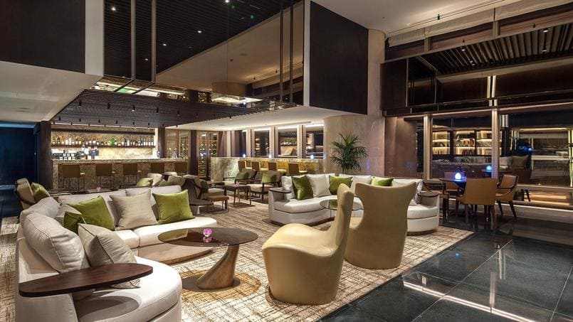 Bar, Club v&agrave; Lounge