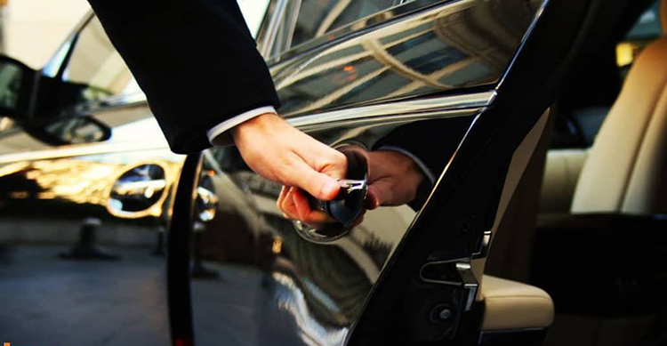Mức lương nh&acirc;n vi&ecirc;n Concierge trong Kh&aacute;ch sạn