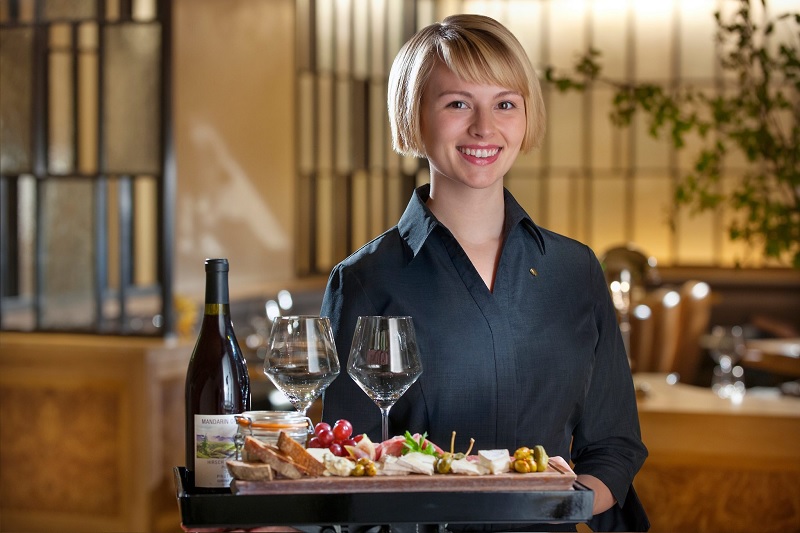 Quy tr&igrave;nh phục vụ room service