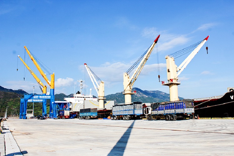 Sản xuất và tiêu thụ phải đi liền với nhau