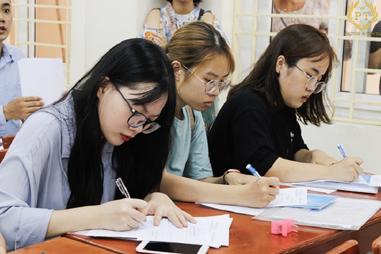 L&agrave;m quen với việc tự học&nbsp;