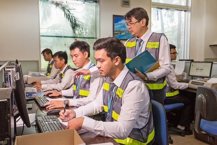 Nhân viên cân bằng trọng tải