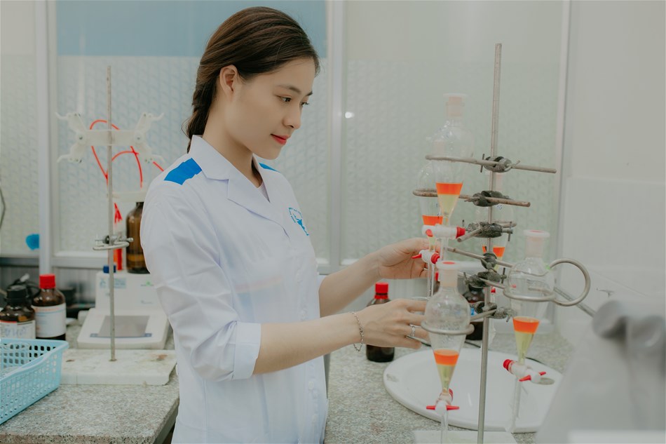 Ngành kỹ thuật hóa học là gì?