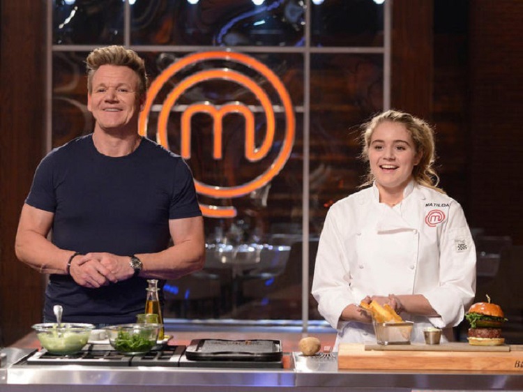 Kh&ocirc;ng xem lại bất cứ chương n&agrave;o n&agrave;o c&oacute; m&igrave;nh xuất hiện