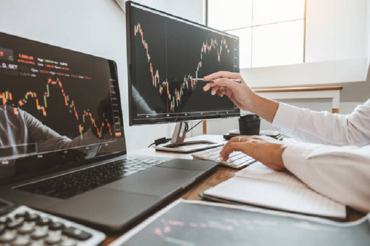 Công cụ giao dịch của Broker là gì?