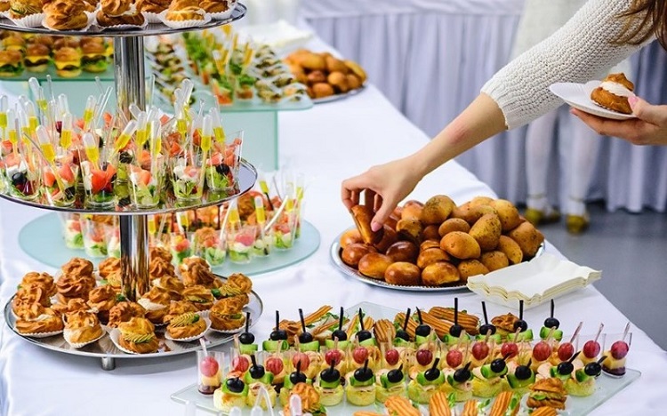 Nguy&ecirc;n tắc chế biến c&aacute;c m&oacute;n ăn trong tiệc Canape l&agrave; g&igrave;?