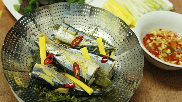 C&aacute; bạc m&aacute; hấp gừng