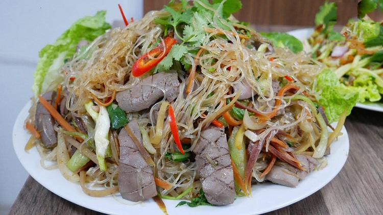 Những lưu ý khi ăn miến dong là gì?