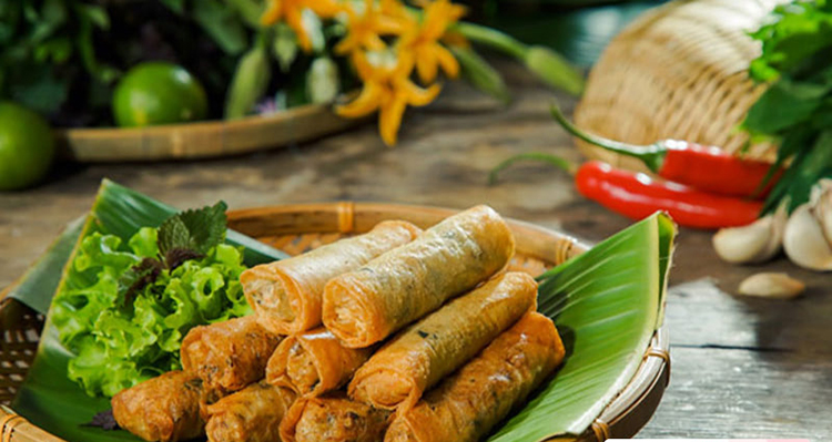 Bí quyết làm chả giò chay vào bọc vỏ bằng tàu hủ ky lạ lẫm