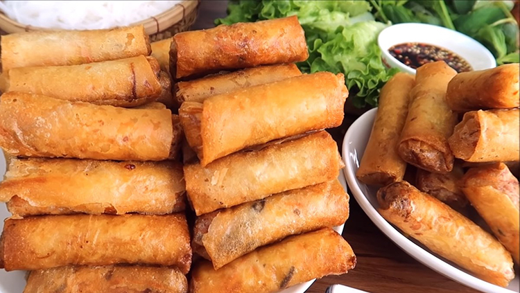 Chia sẻ cách để làm chả giò bột bắp chay nướng