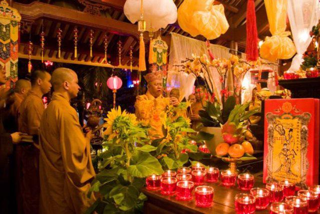 C&aacute;ch c&uacute;ng sao giải hạn 
