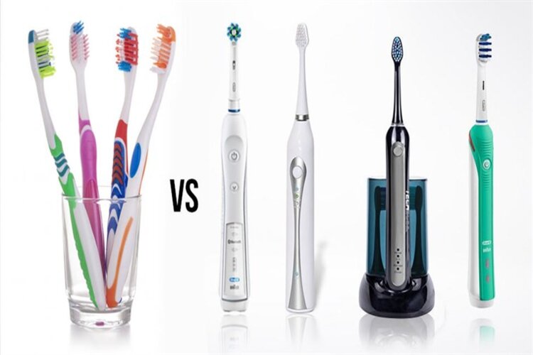 N&ecirc;n mua b&agrave;n chải thường hay l&agrave; b&agrave;n chải điện