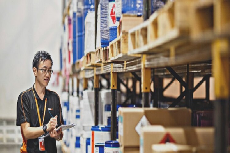 Operation Staff &ndash; C&ocirc;ng việc của nh&acirc;n vi&ecirc;n giao nhận, th&ocirc;ng quan hiện trường 