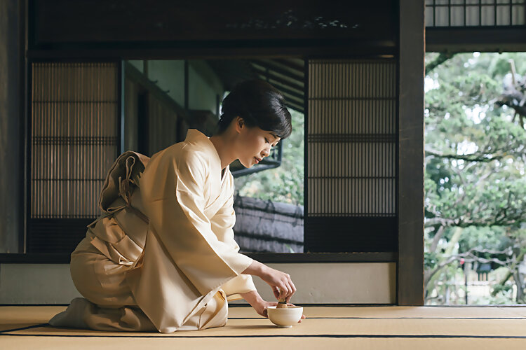 Nghệ thuật Omotenashi được xuất ph&aacute;t từ đ&acirc;u