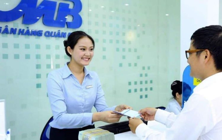 M&ocirc; tả c&ocirc;ng việc của một nh&acirc;n vi&ecirc;n tư vấn t&iacute;n dụng l&agrave; g&igrave;