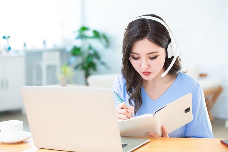 Làm thế nào để đi làm thêm mà không ảnh hưởng tới việc học?