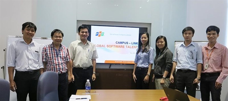 Khoa CNTT triển khai li&ecirc;n kết đ&agrave;o tạo với FPT Software