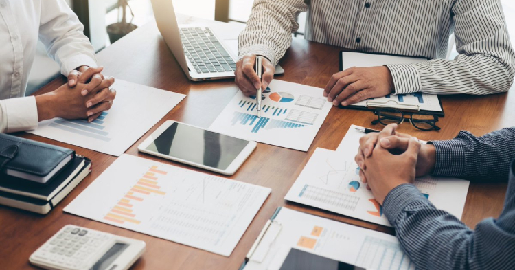 Mẹo t&igrave;m việc l&agrave;m Chuy&ecirc;n vi&ecirc;n Marketing
