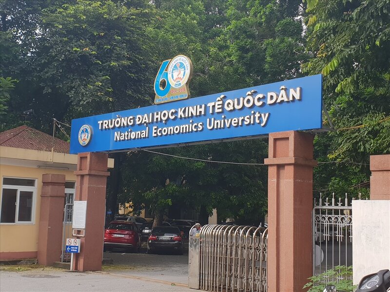 Đại học Kinh tế Quốc dân - Một trong những ngôi trường đào tạo ngành Kinh tế phát triển tốt nhất hiện nay