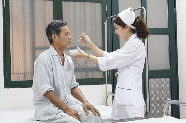 Ng&agrave;nh y sĩ l&agrave; g&igrave;? Cơ hội l&agrave;m việc v&agrave; y&ecirc;u cầu đối với người y sĩ t&iacute;n nhiệm