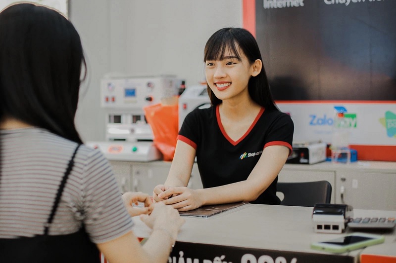 Nh&acirc;n vi&ecirc;n FPT Shop phải&nbsp;l&agrave;m những c&ocirc;ng việc g&igrave;?